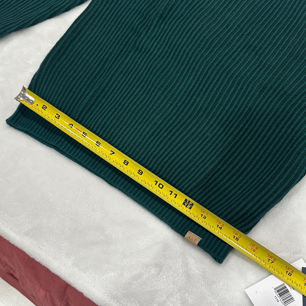 Abercrombie kids green Sweater 11/12 - Picture 8 of 9